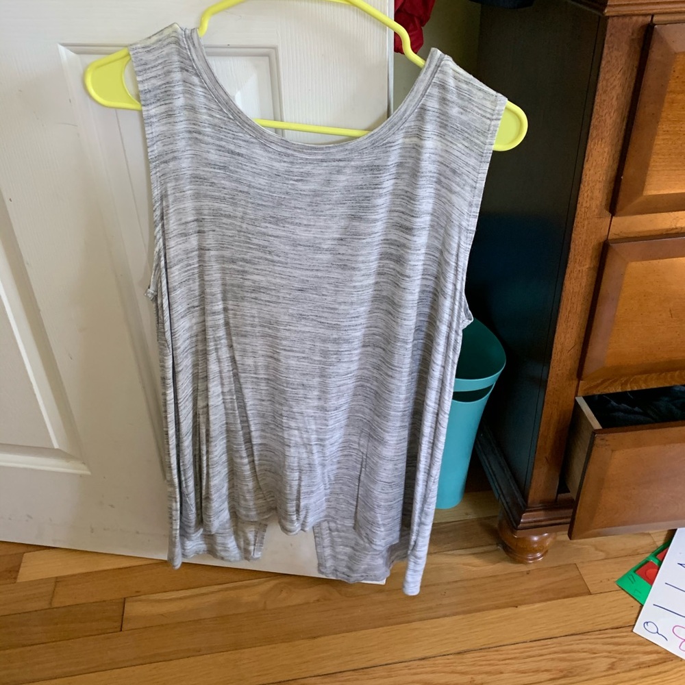 Short sleeve